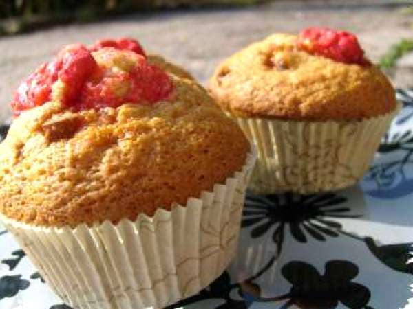 Petits Gateaux Au Miel Et Amandes Caramelisees Sans Beurre Recette Ptitchef