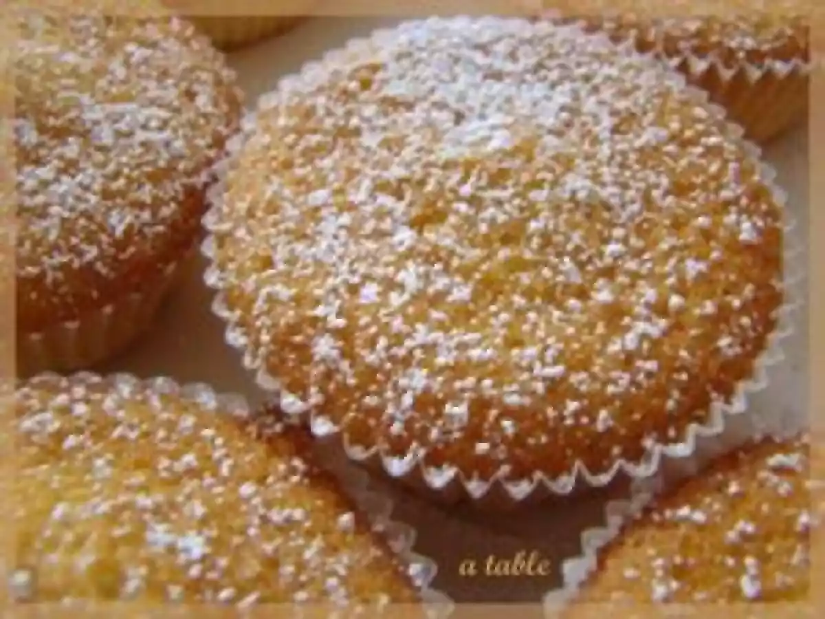 PETITS GATEAUX AUX BLANCS D'OEUFS - photo 3