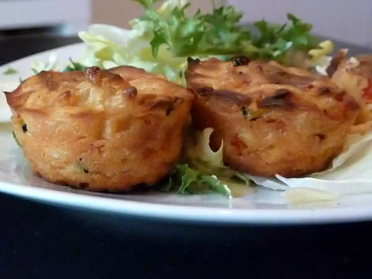 Petits gâteaux de coquillettes aux légumes