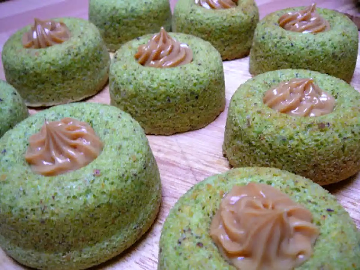 Petits Gâteaux de pistaches à la confiture de lait