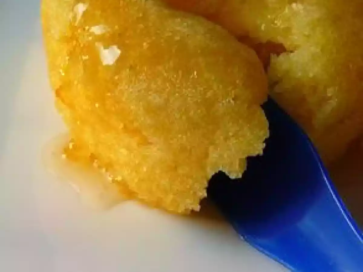 Petits gâteaux éponge à la vapeur & sauce citron