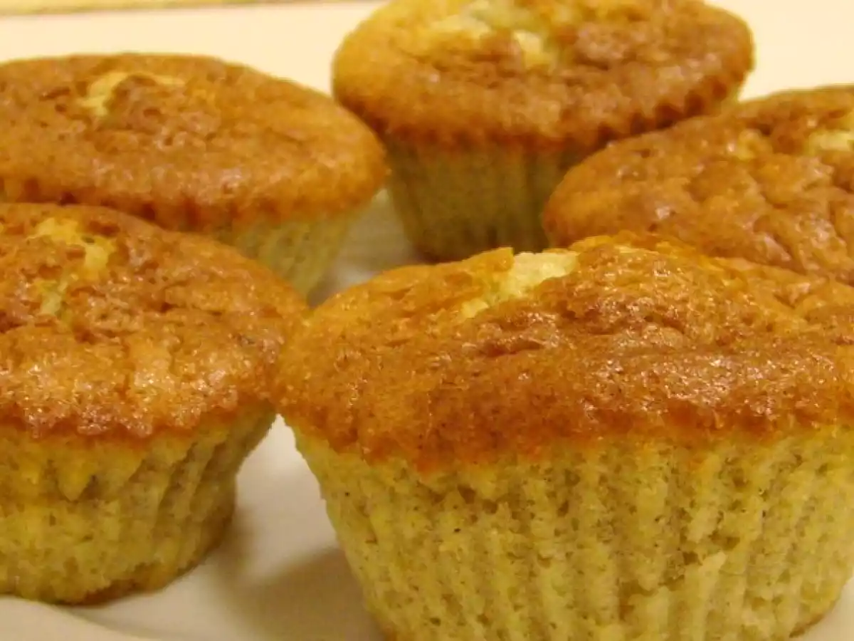 Petits gâteaux fondants à la pomme et à la cannelle