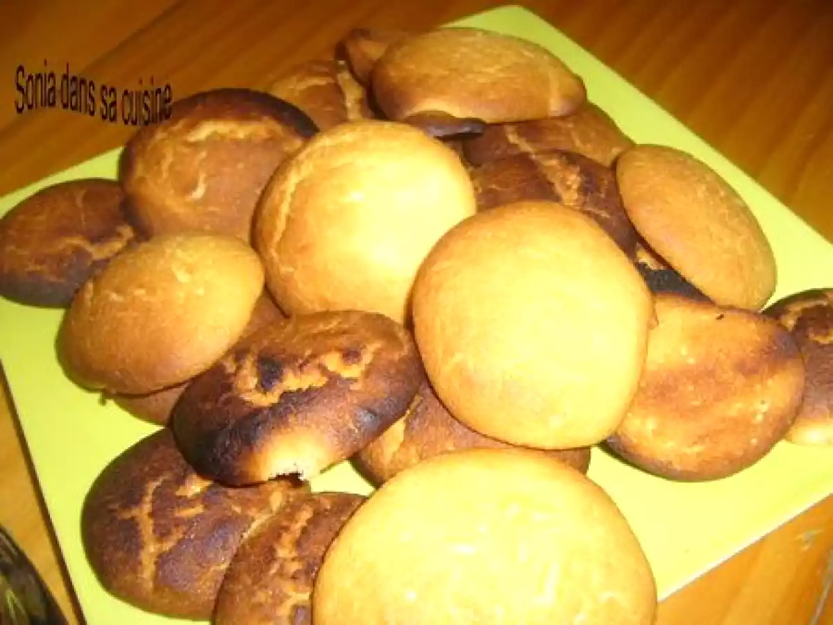 PETITS GATEAUX GRAND-MERE GOUT AMANDE