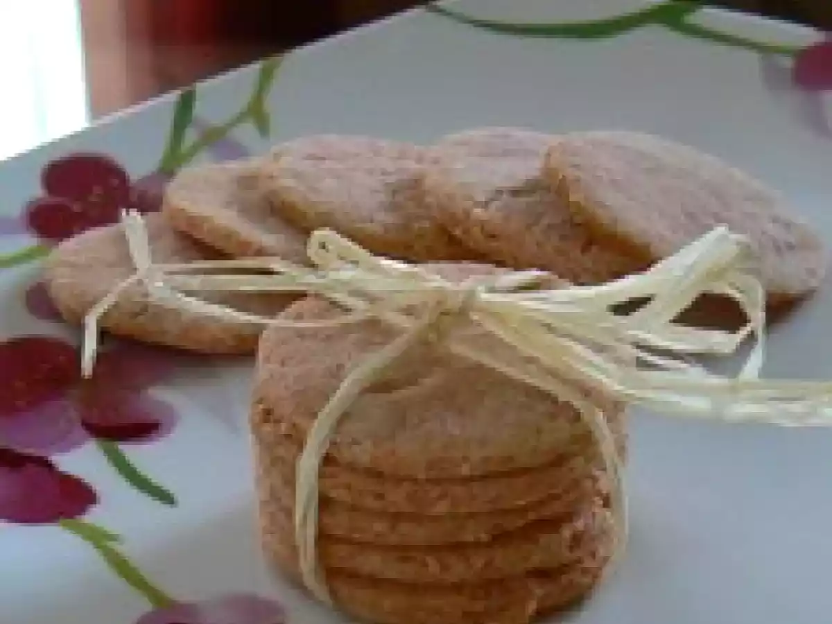 Petits gâteaux secs aux biscuits roses