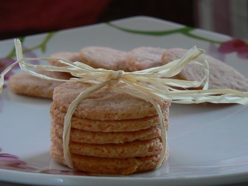 Petits gâteaux secs aux biscuits roses - photo 2
