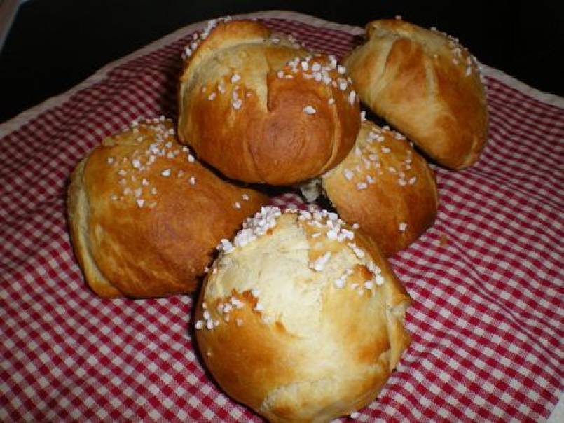 Petits pains au lait et au miel du dimanche matin