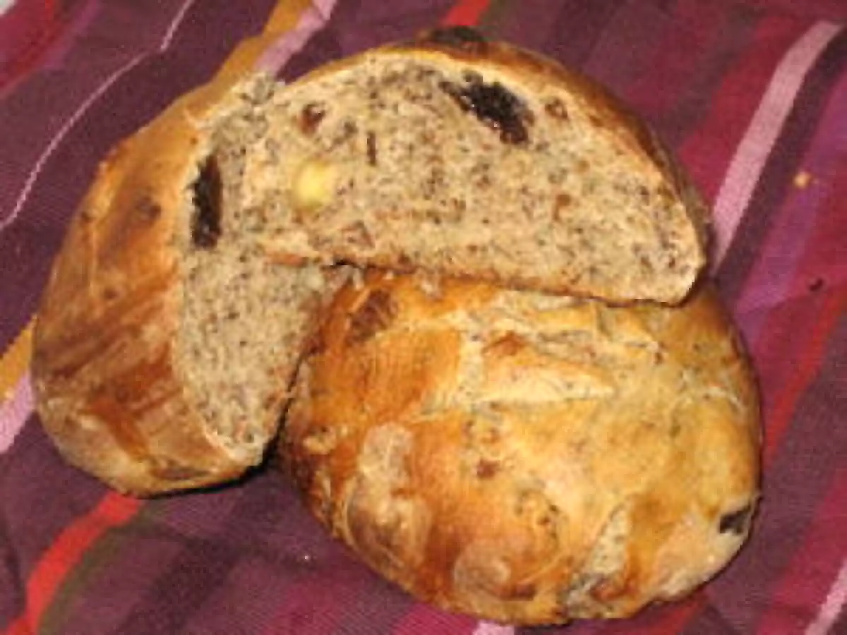 Petits pains au lait, pavot, raisins sec, amandes et noisettes - photo 3