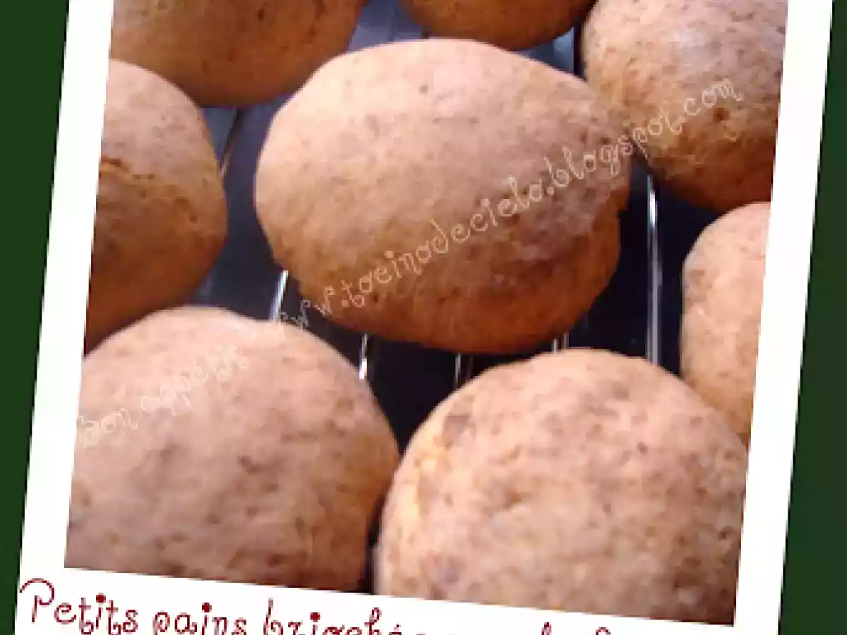 Petits pains briochés pour le foie gras