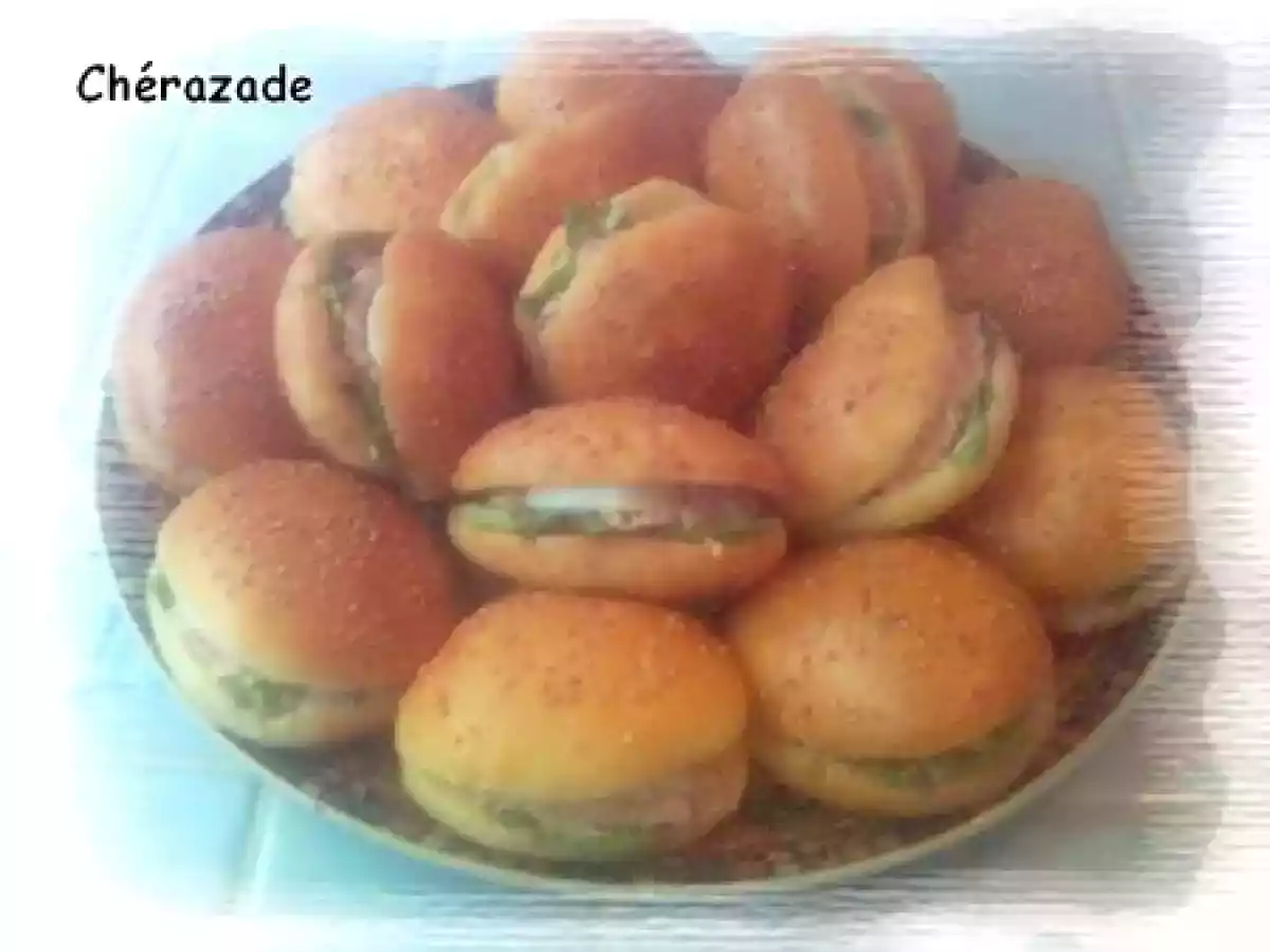 Petits pains farçis crème de thon/salade