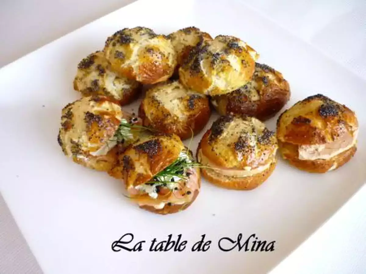 Petits pains garnis saumon, foie gras et proscuitto - photo 5