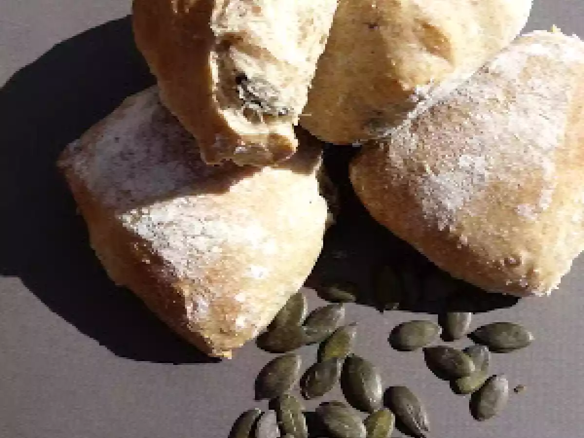 Petits pains rustiques aux graines de courge