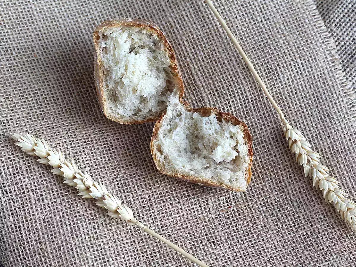 Petits pains sans pétrissage - Résultat croustillant et moelleux! - photo 2