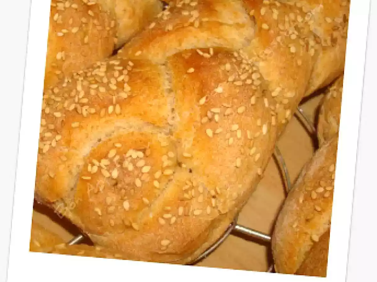 Petits pains tressés seigle, yaourt et miel . - photo 3