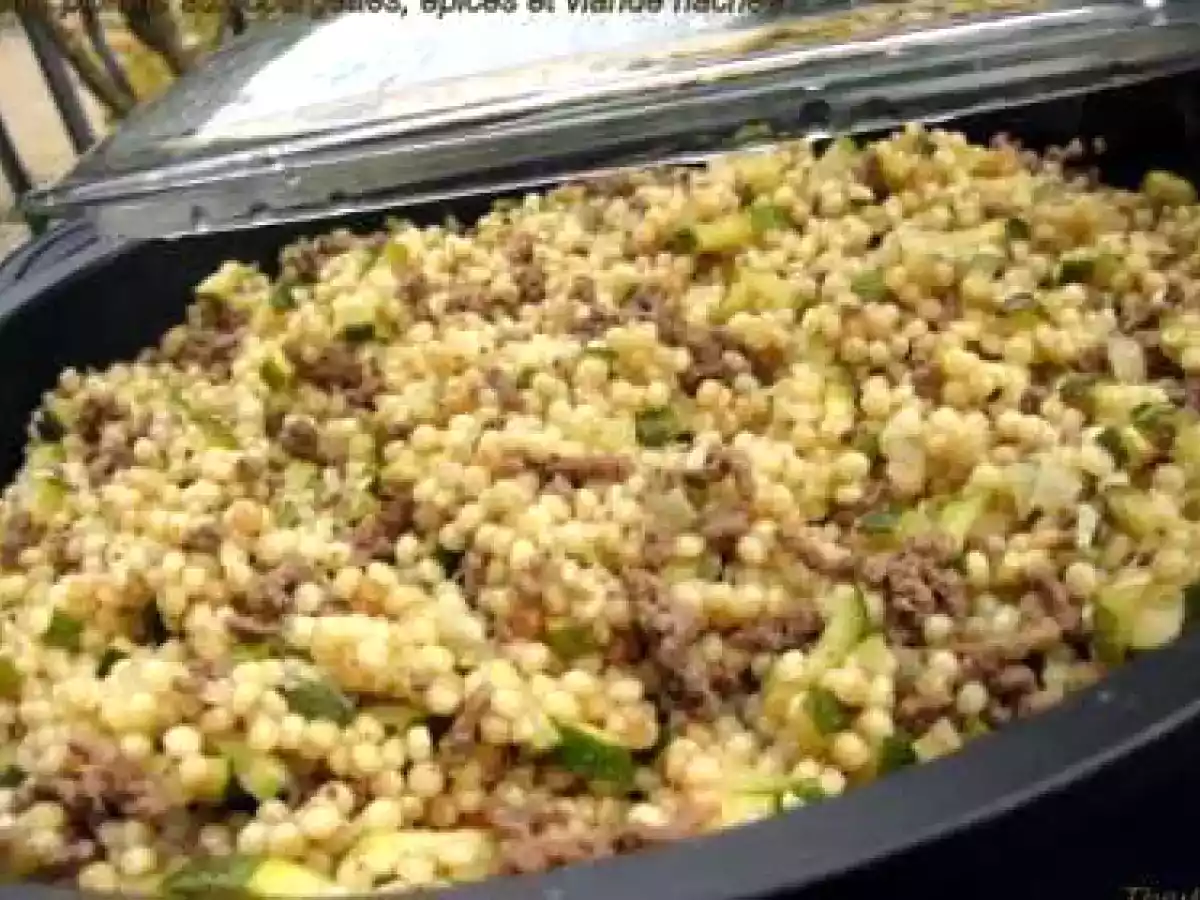 Petits plombs aux courgettes, épices et viande hachée