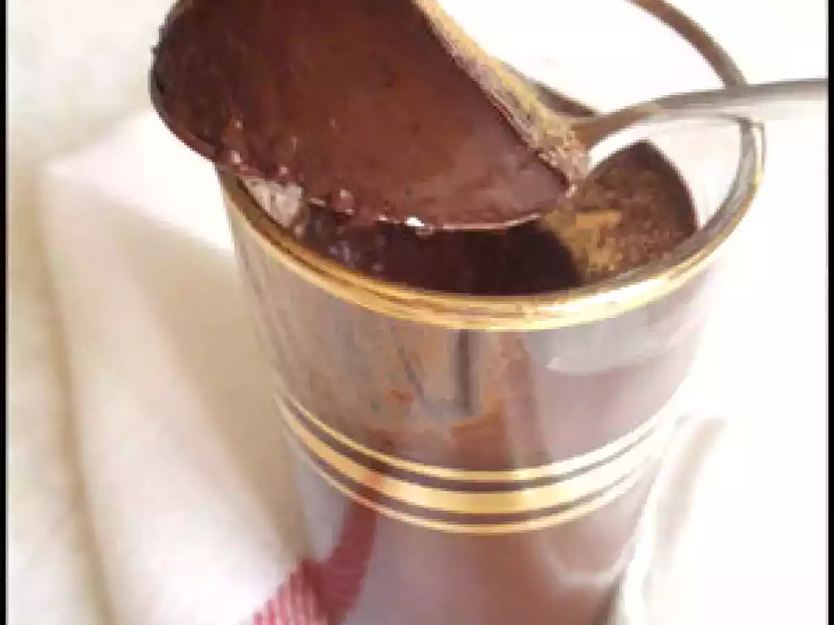 Petits pots de crème légère au chocolat