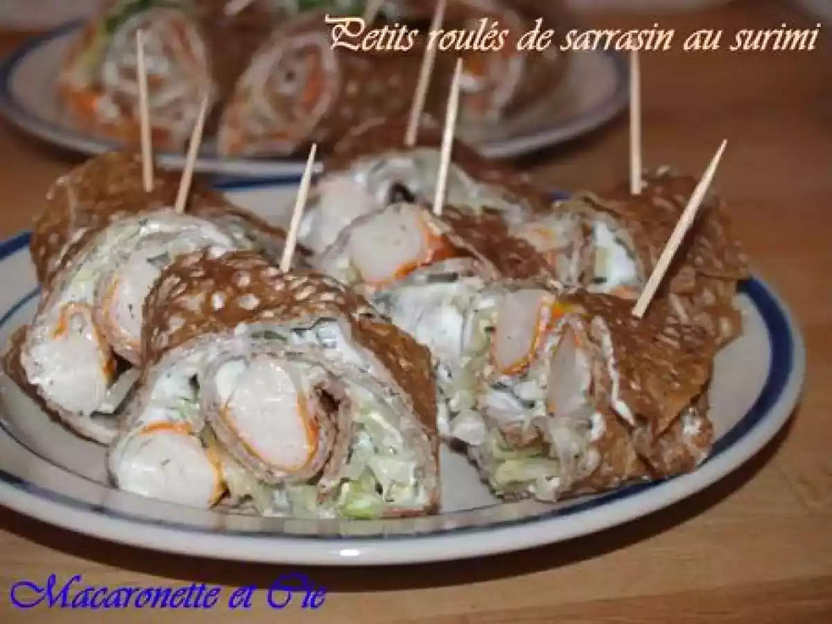 Petits roulés de sarrasin au surimi