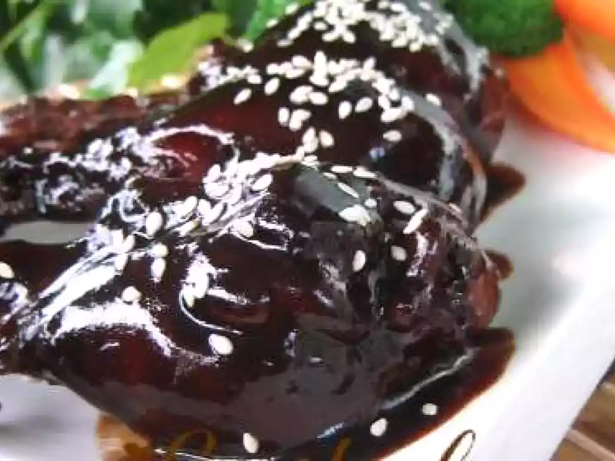 Pilons de poulet piquants à l'asiatique