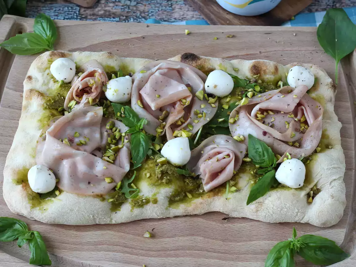 Pinsa au pesto et à la mortadelle, prête en 10 minutes! - photo 5