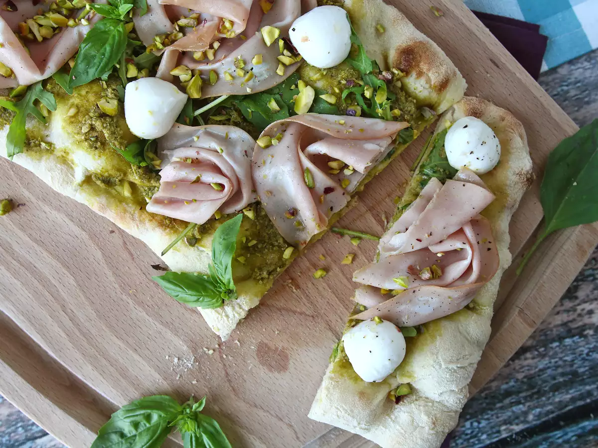 Pinsa au pesto et à la mortadelle, prête en 10 minutes! - photo 5