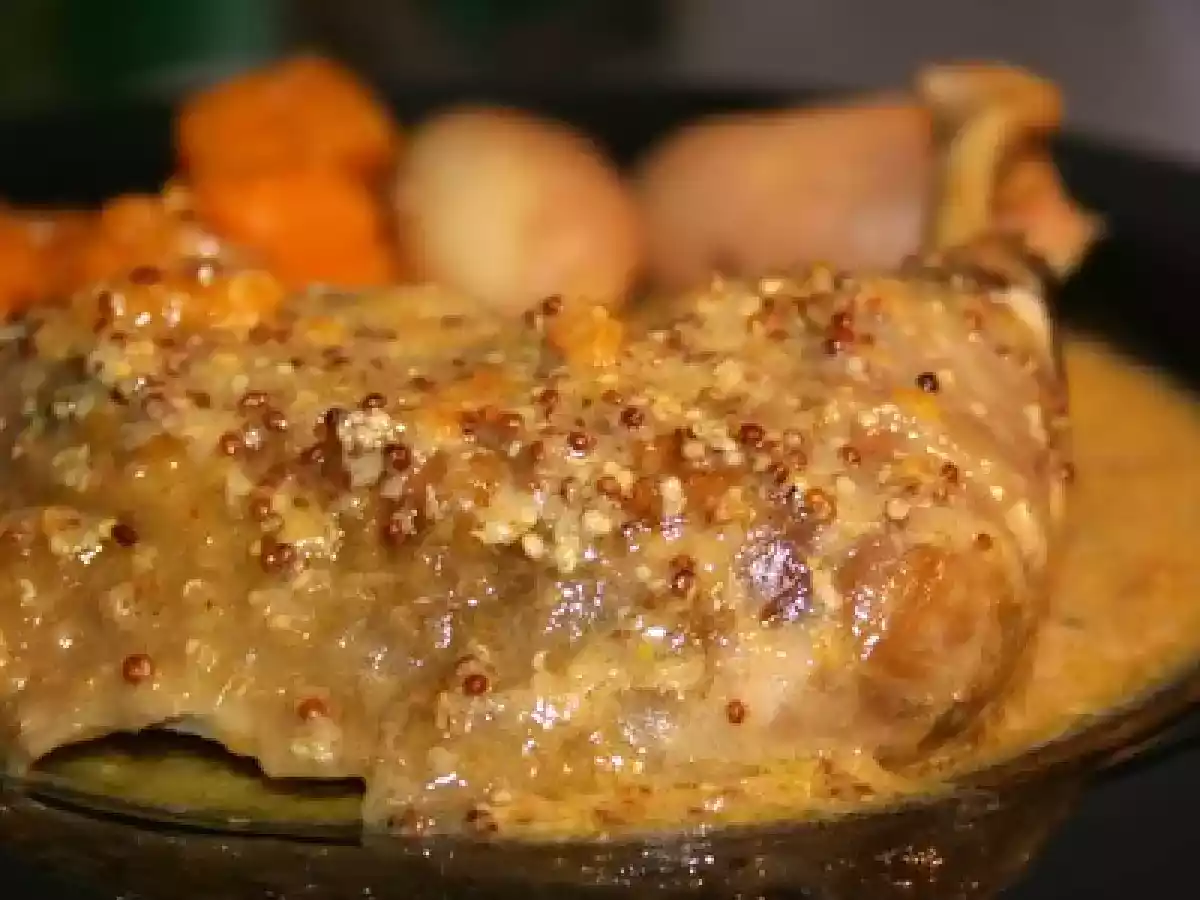Pintade aux 2 patates et à la moutarde à l'ancienne