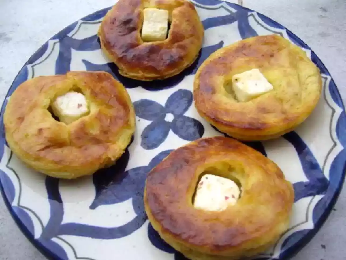 Pintxos : noix de Saint-Jacques à l?ail et au piment d?Espelette et mini cake au poireau - photo 3