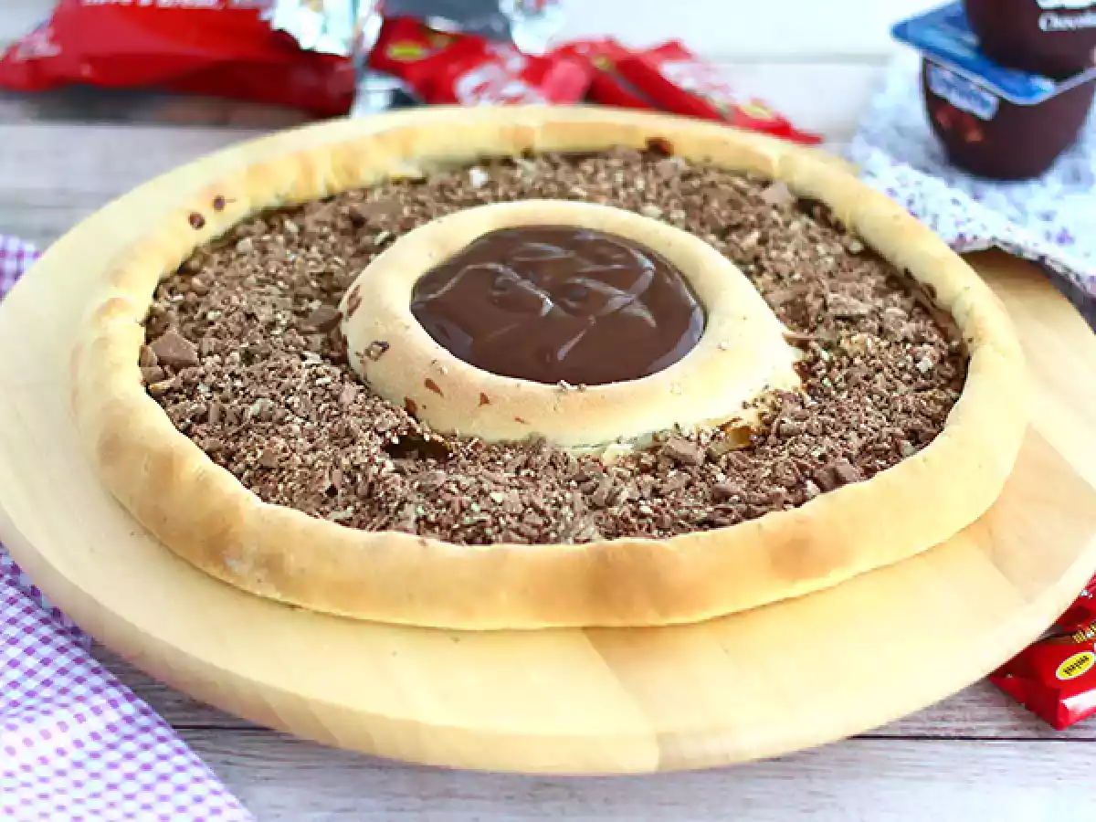 Pizza aux Kit Kat et yaourt Danette au chocolat