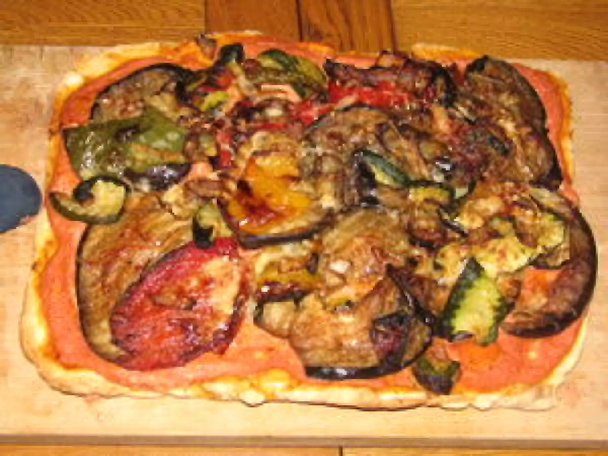 Pizza aux légumes grillées