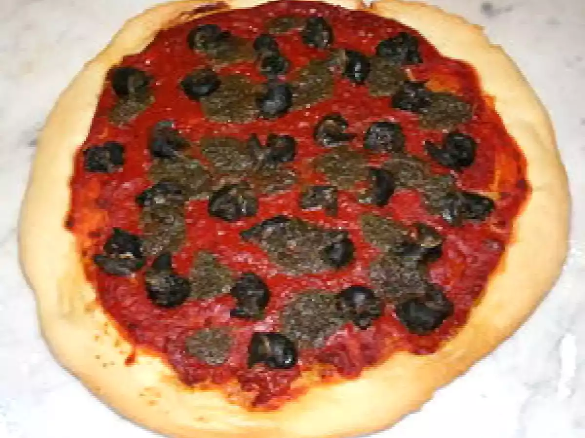 Pizza bourguignonne (aux escargots)