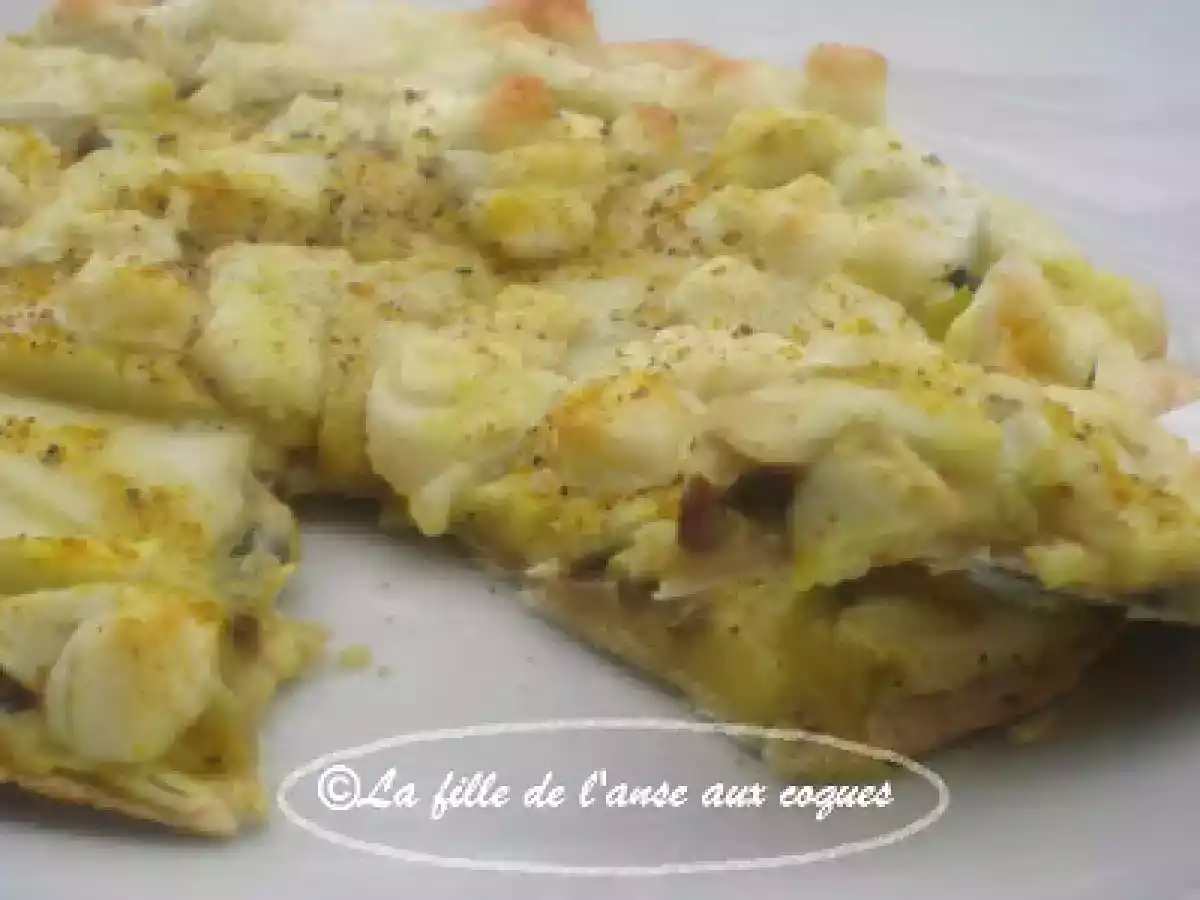 PIZZA CRÉMEUSE AU ST-PAULIN, AUX NOIX ET AU CARI - photo 2