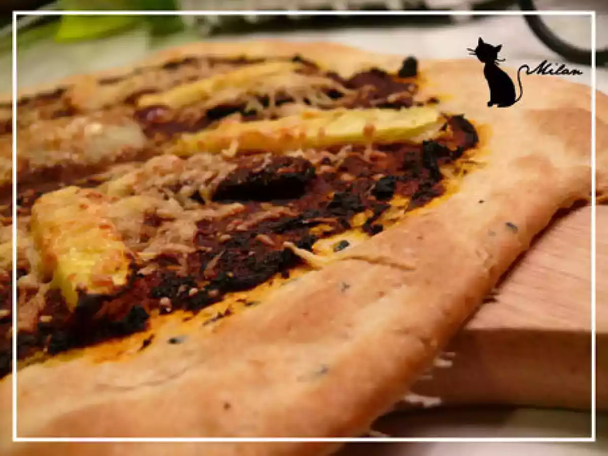 Pizza magret - ananas - chèvre