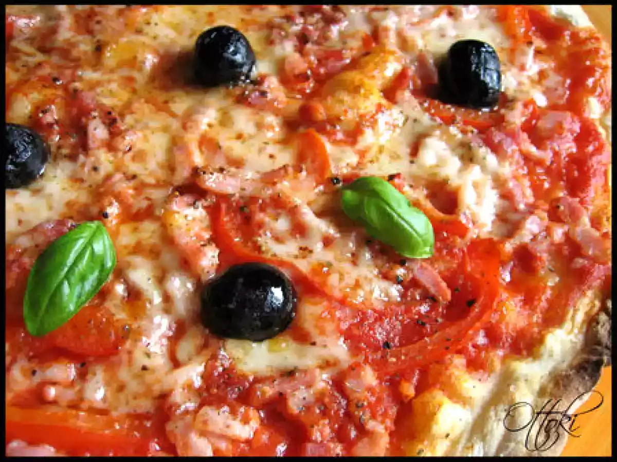 Pizza poivron lardons comté