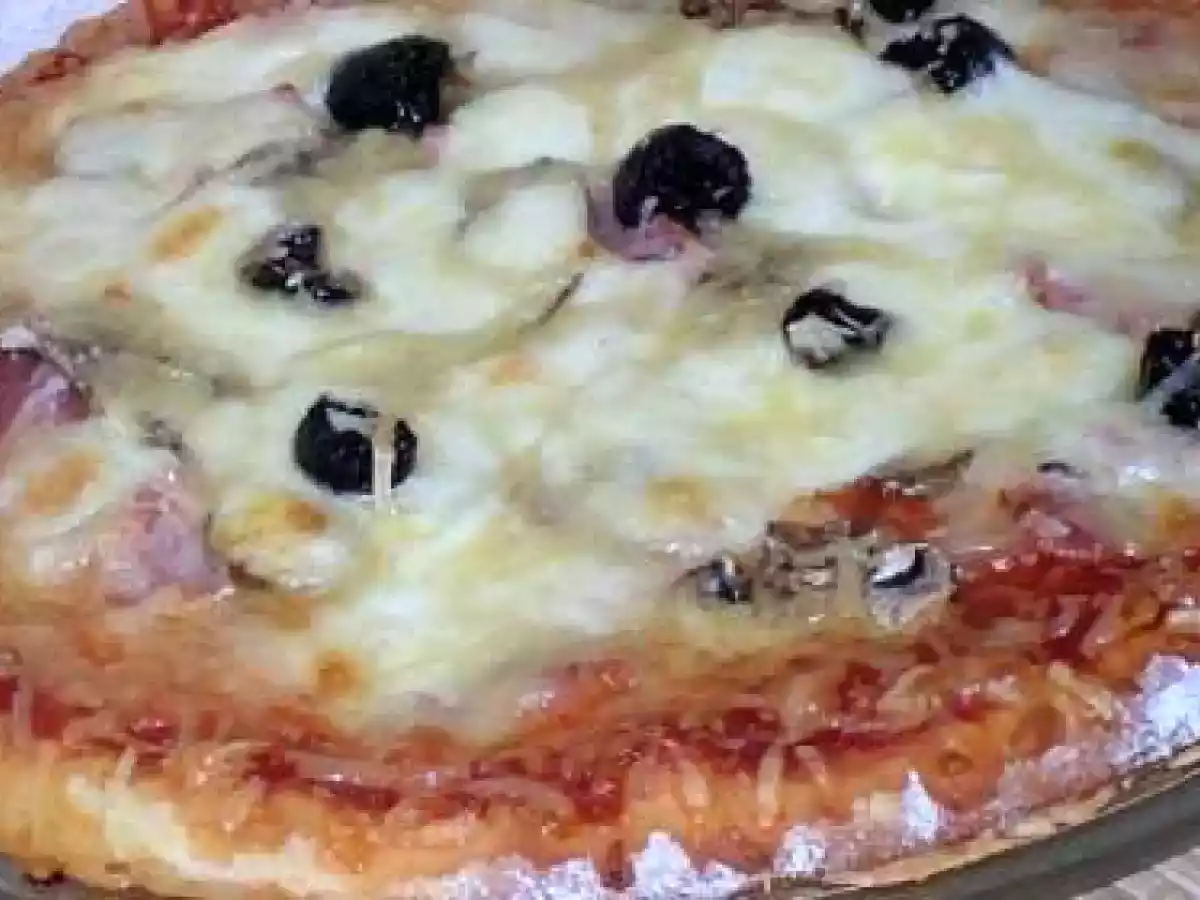 Pizza Regina avec sa pate maison