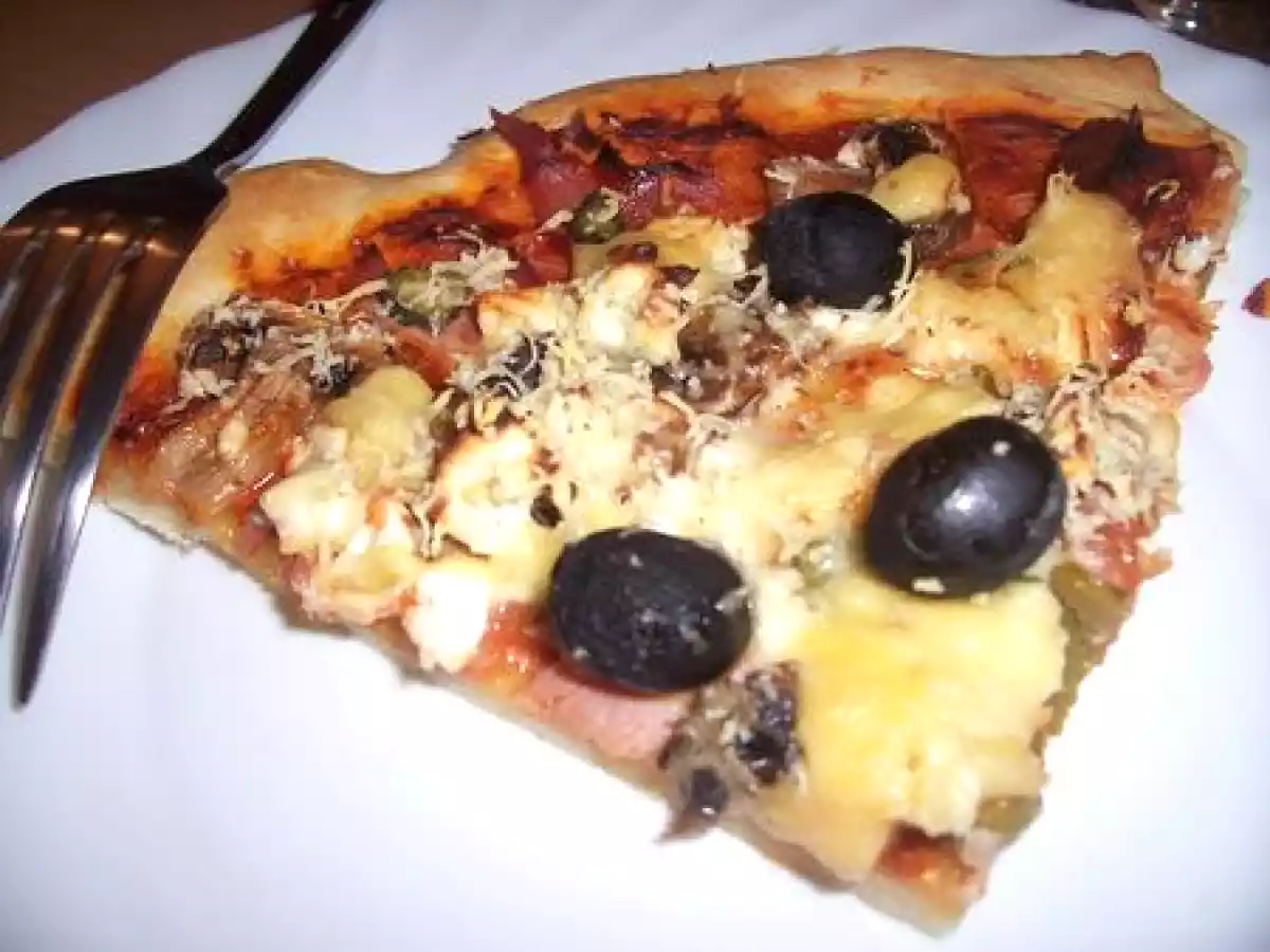 Pizza trois fromages aux olives - photo 2