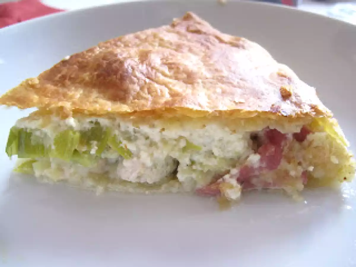 Plat: Tourte Poulet, Bacon, Poireaux, Crème et Fromage