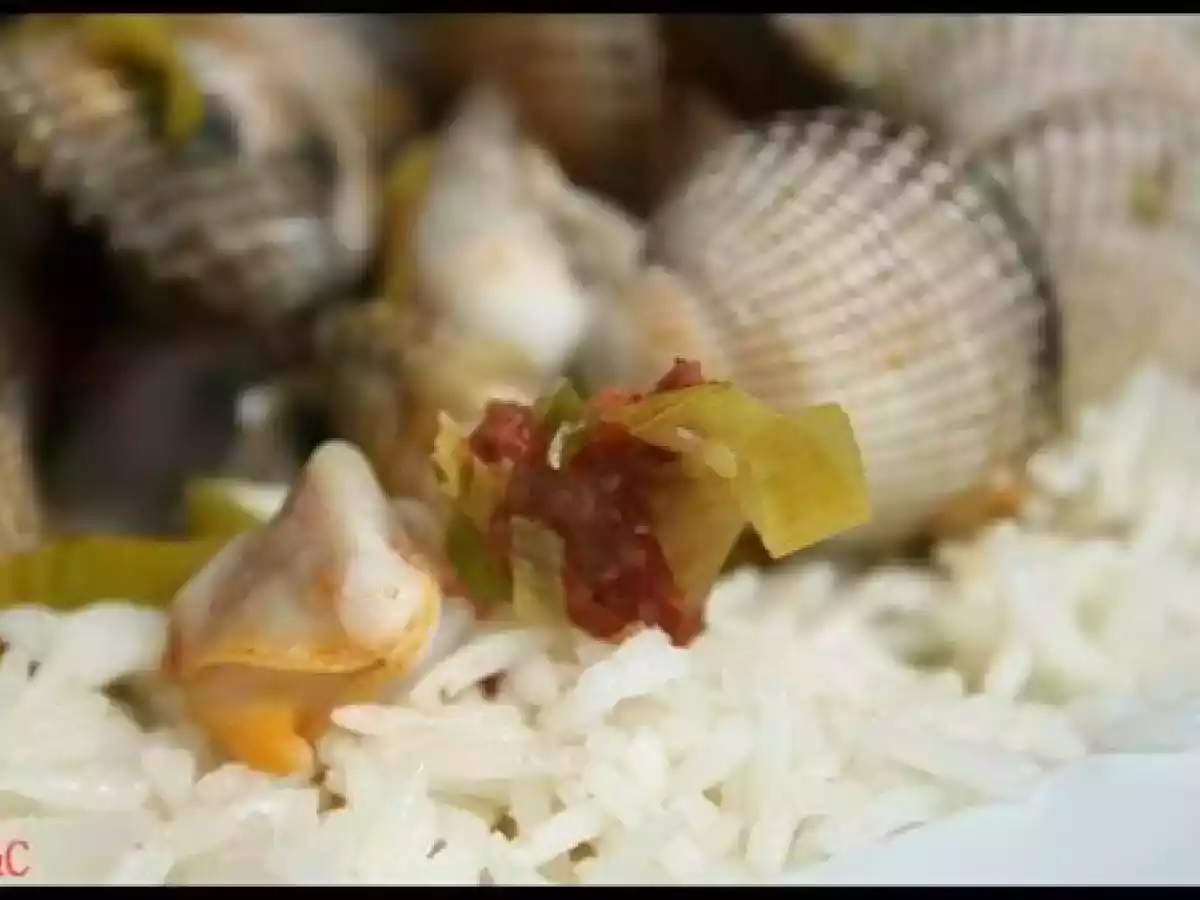 **Poêlée de coques à la fondue de poireaux au chorizo** - photo 2