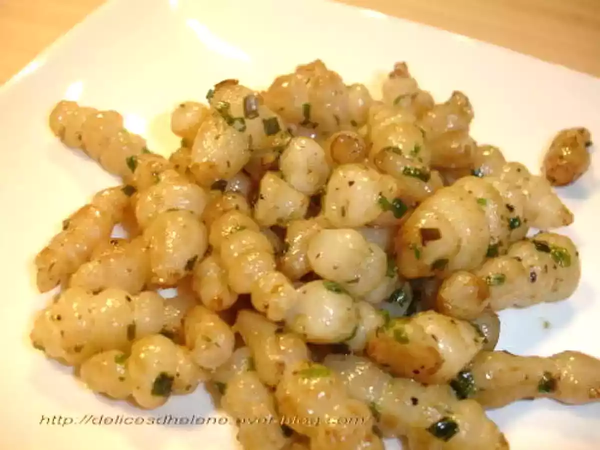 POELEE DE CROSNES A LA CIBOULETTE