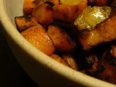 Poêlée de patates douces et amandes effilées au curry, photo 2