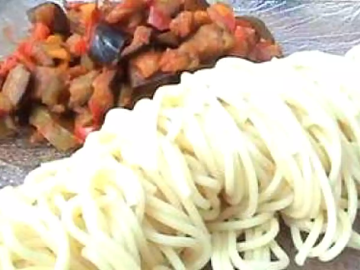 POELEE DE POIVRONS ET AUBERGINES AU CURRY - photo 2