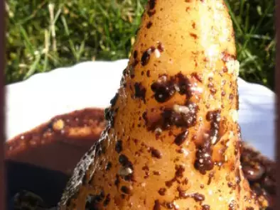 Poire fondante sur sablé aux spéculoos et sa sauce au chocolat (Roquefort ?) - photo 2