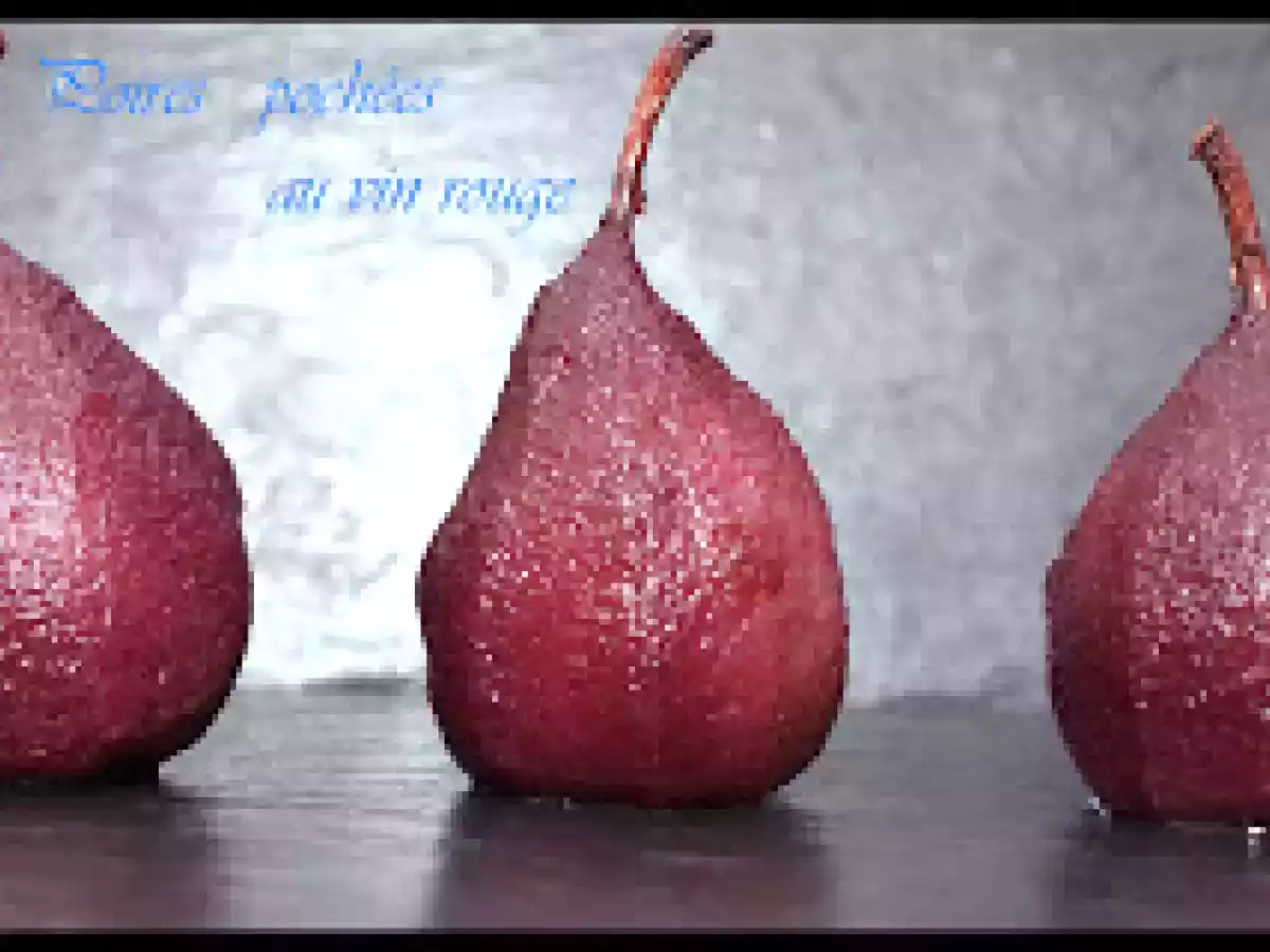 Poire pochée au vin rouge