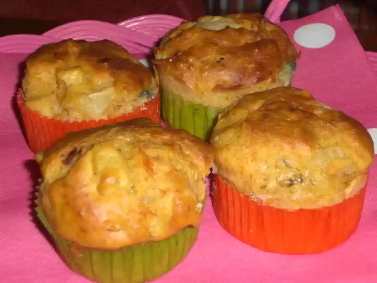 Poire, roquefort et bacon grillé ou la version des muffins salés selon Carotte