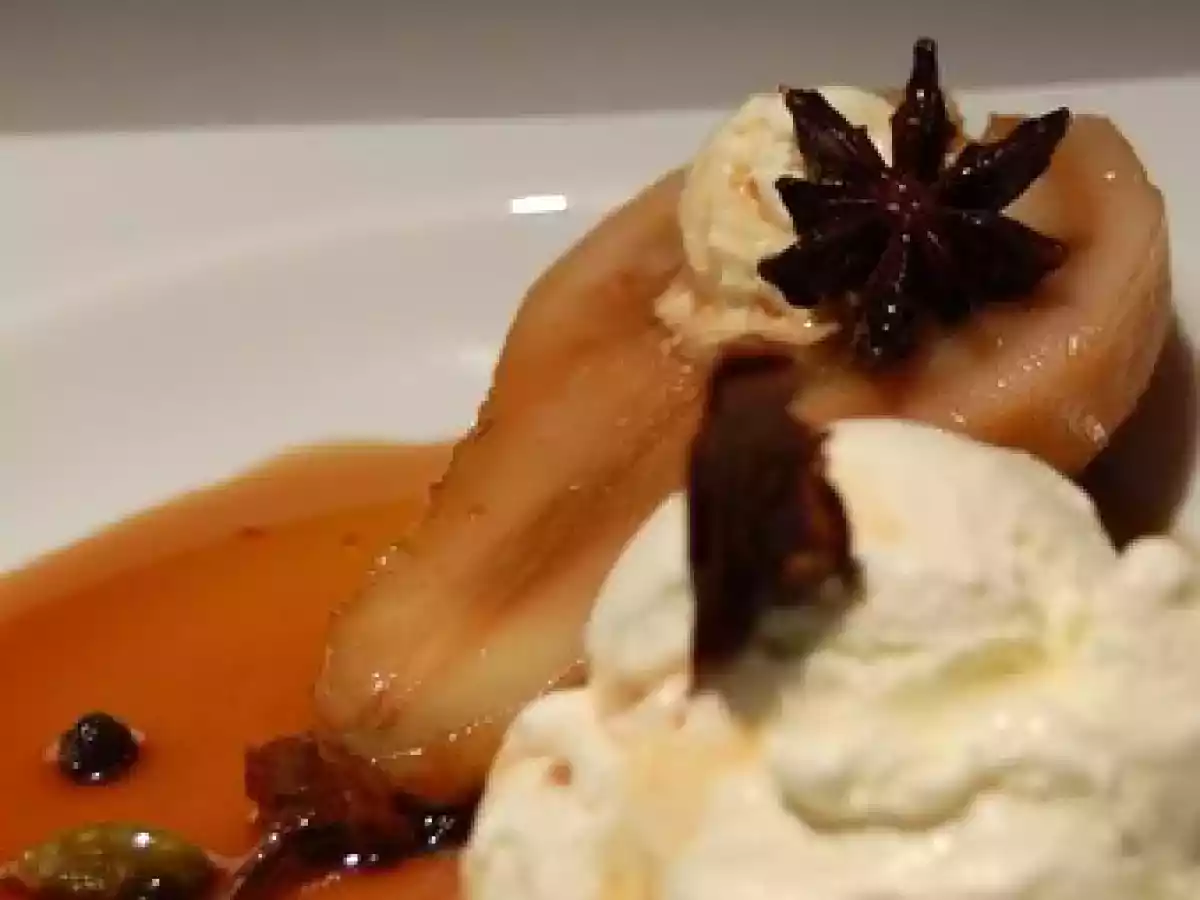 Poires épicées au Banyuls