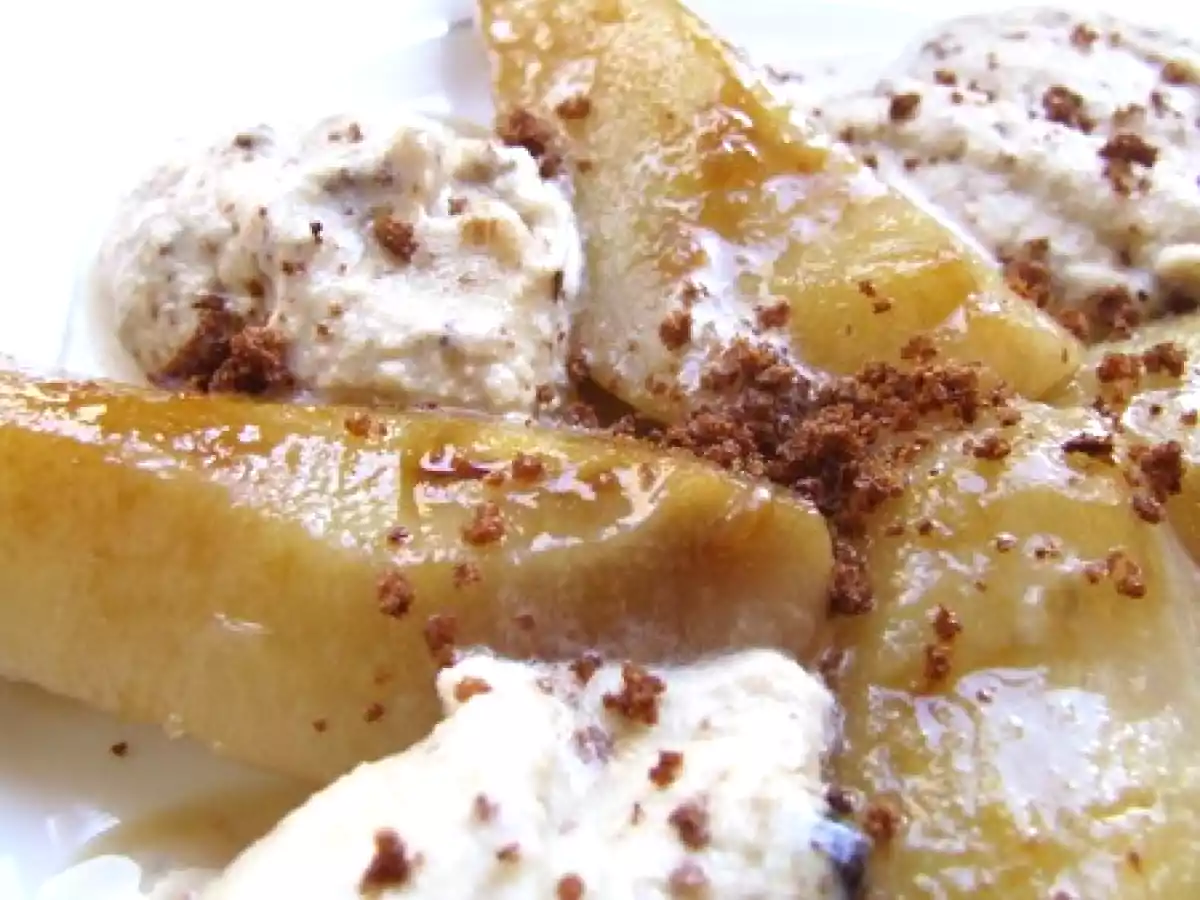 Poires pochées au thé de Noël & glace au pain d'épices - photo 2