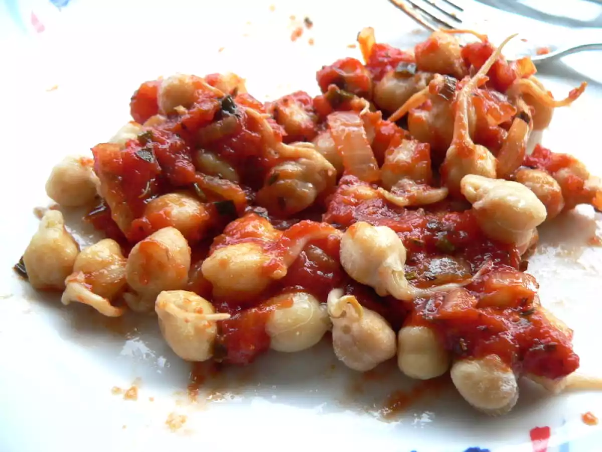 Pois-chiches germés cuits à la vapeur