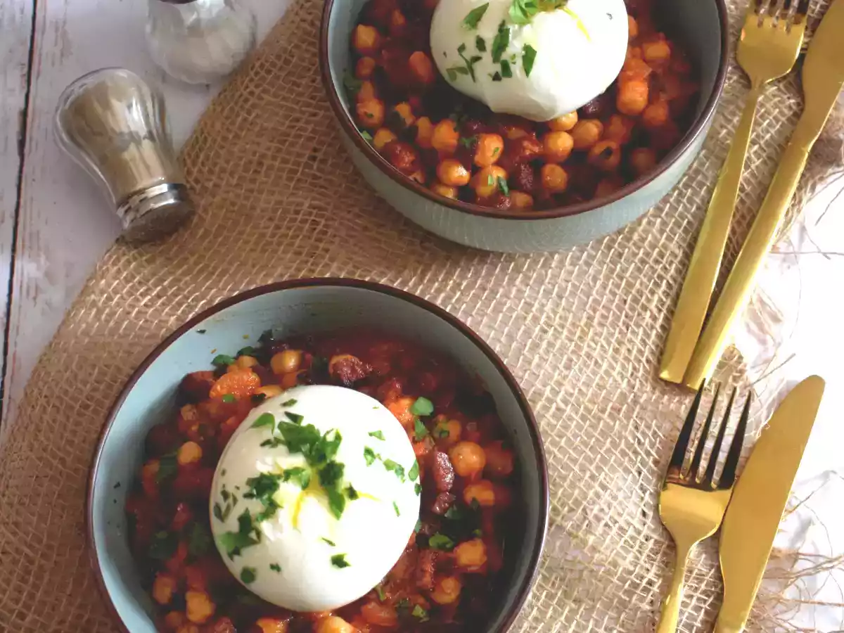 Pois chiches sauce au chorizo et sa burrata