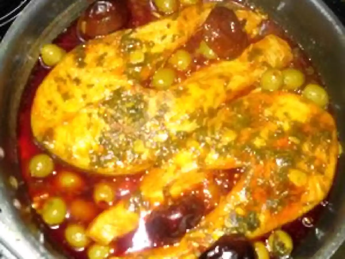 POISSON A LA MAROCAINE AUX OLIVES ET PIMENTS NORA - photo 3