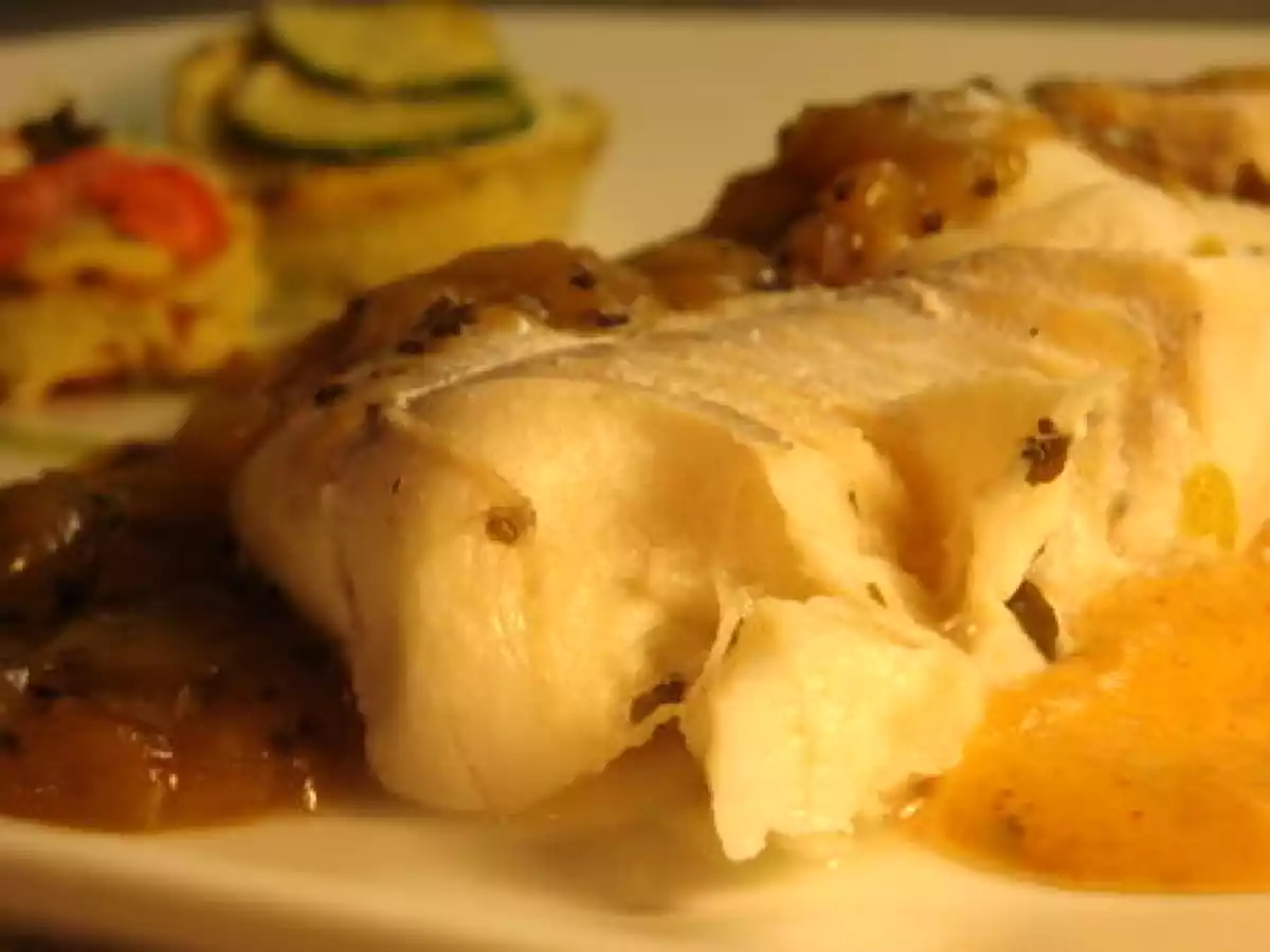 Poisson aux kiwis et sa réduction de curry