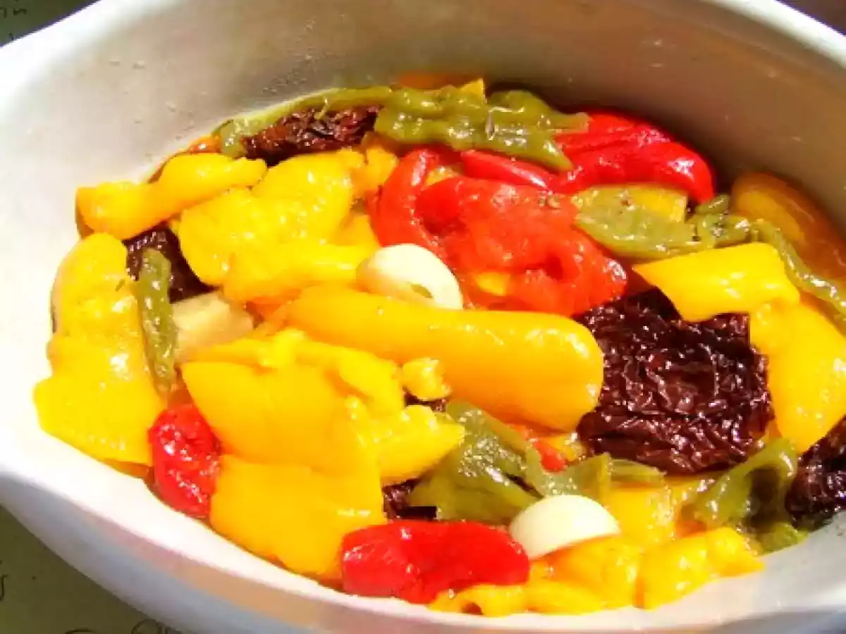 Poivrons confits à l'huile d'olive, ail & thym