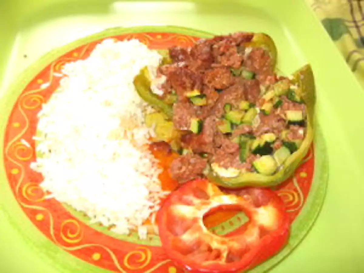 Poivrons farcis à la courgette et merguez - photo 2