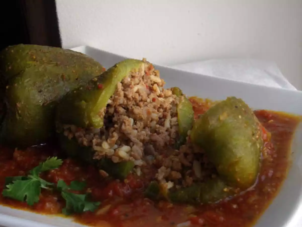 Poivrons farcis au riz et à la viande hachée - photo 3